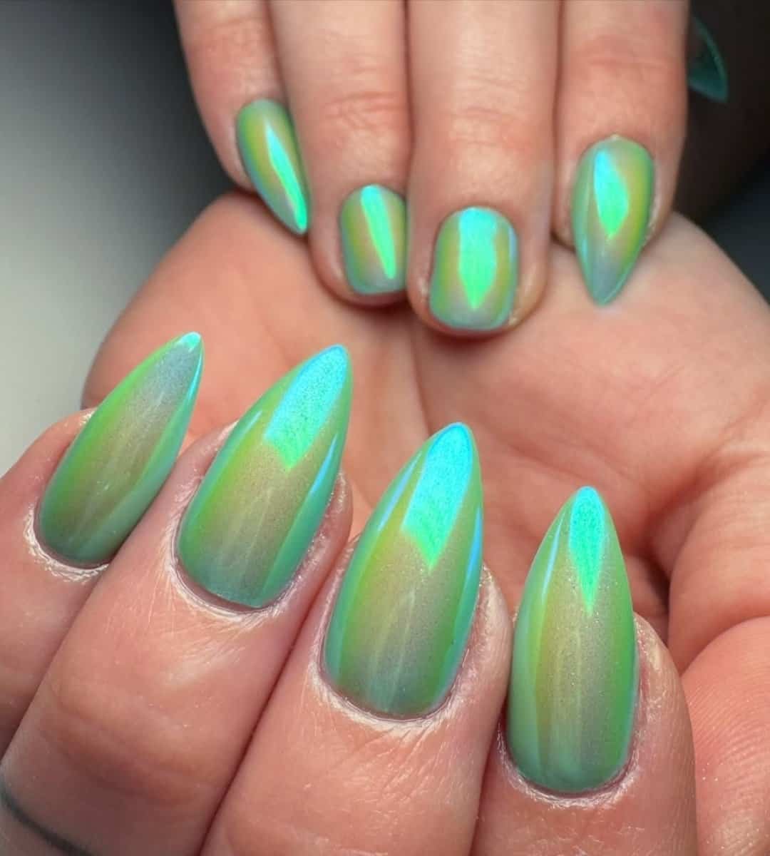 Aura Green Chrome Mani