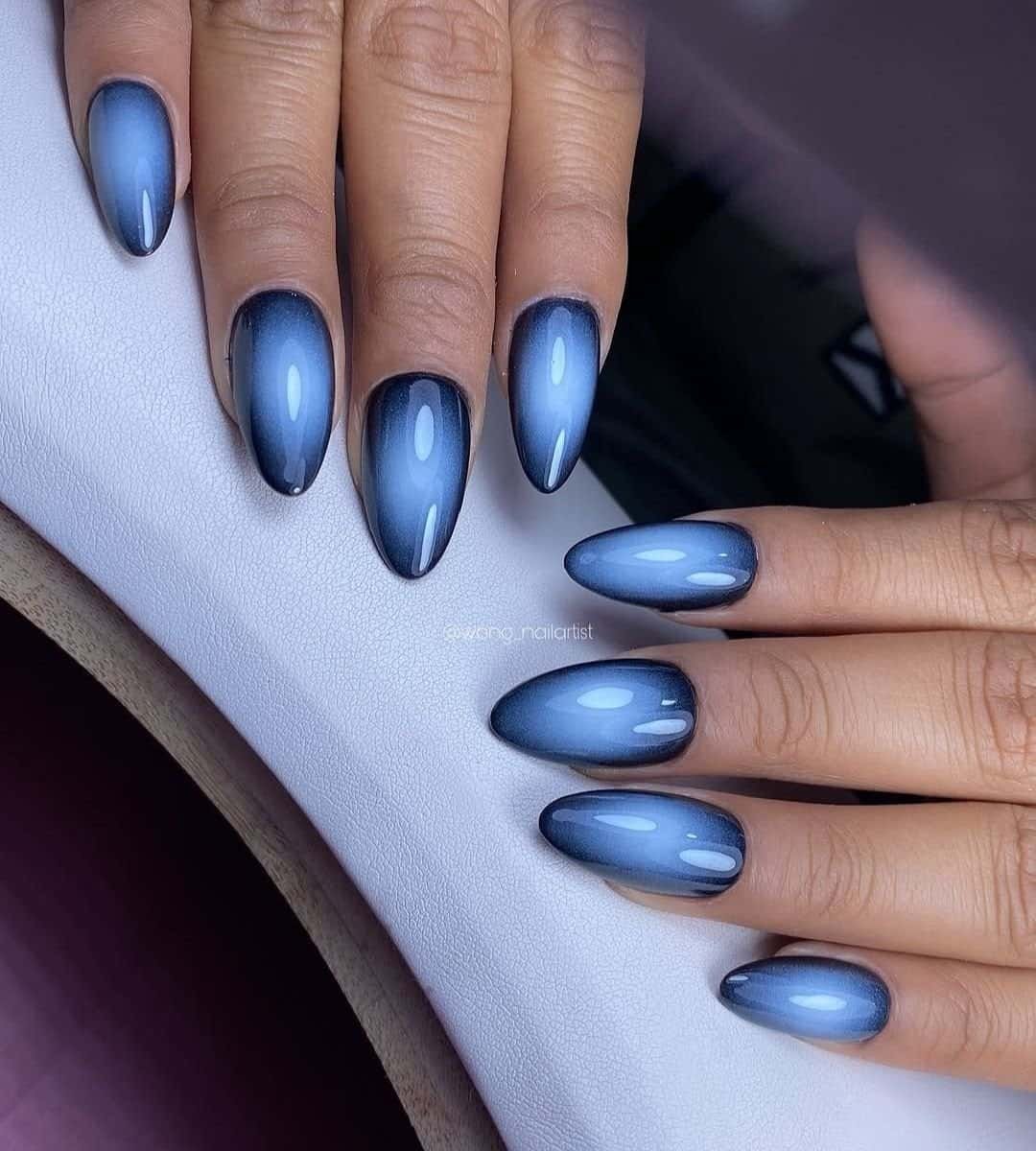 Deep Blue to lighter shade Cat Eye Ombre Nails
