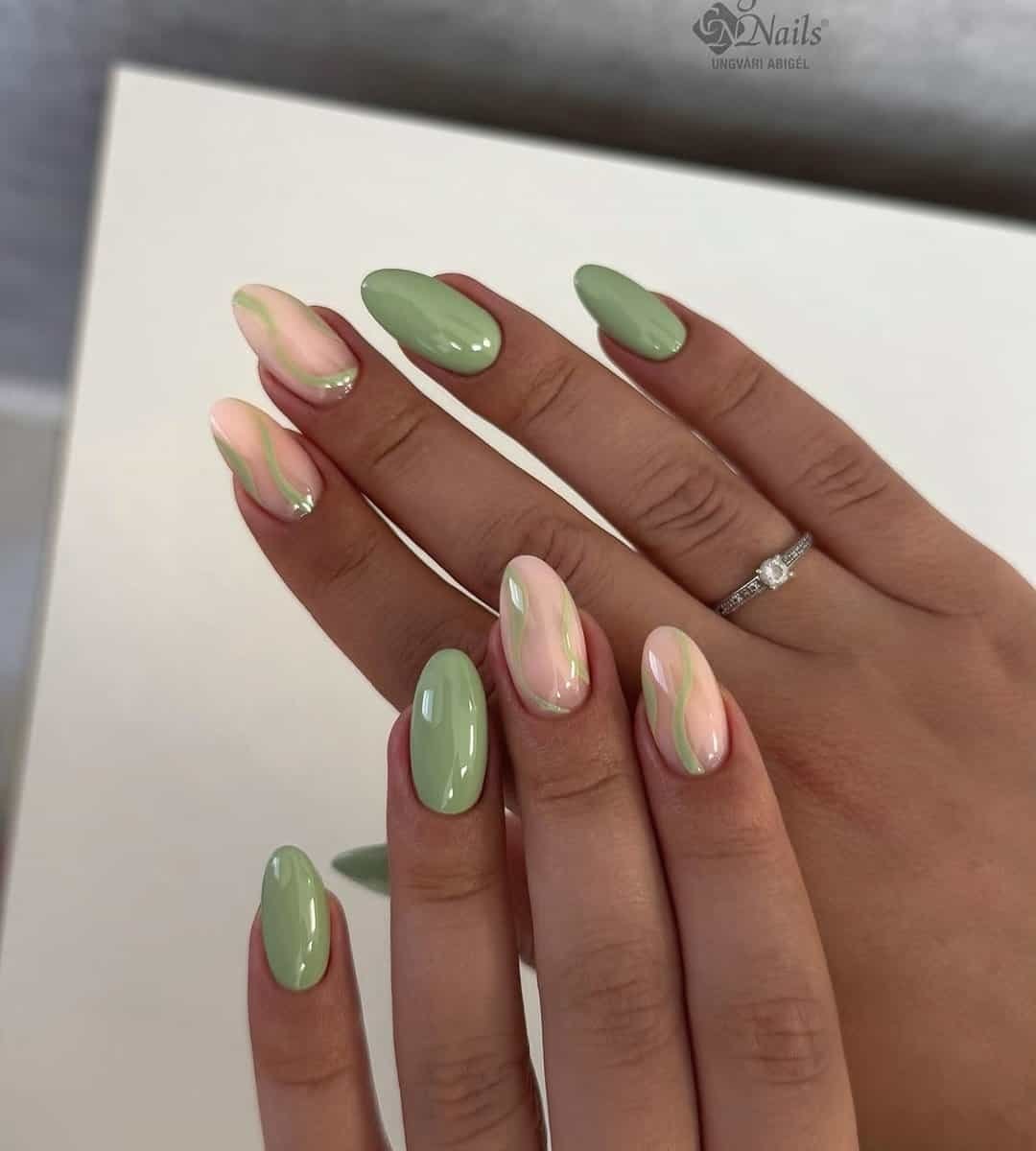 Green & Swirls Chrome Nails