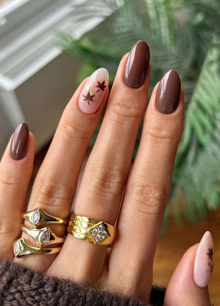 Minimal Autumn Leaves With Flecks of Gold Brown Nails