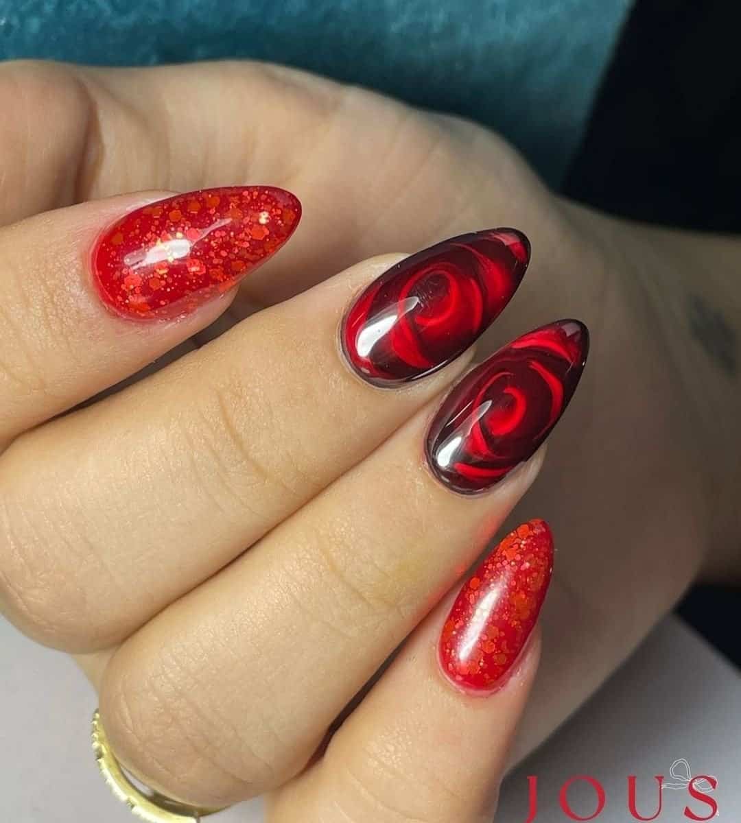 image of Red Flower & Bubbles Hard Gel