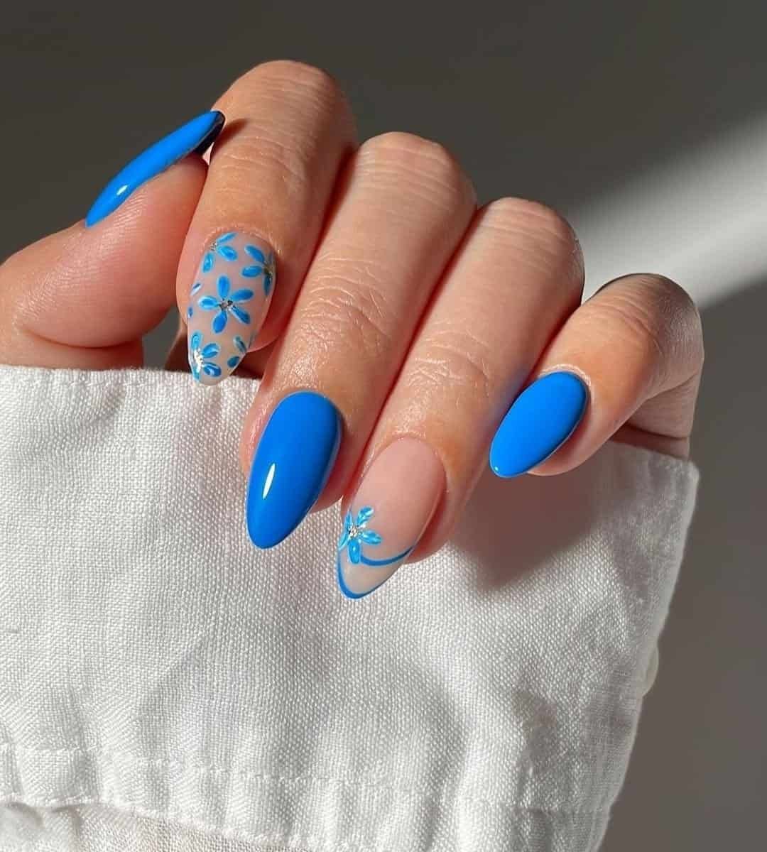 The Blue Blooms Nails